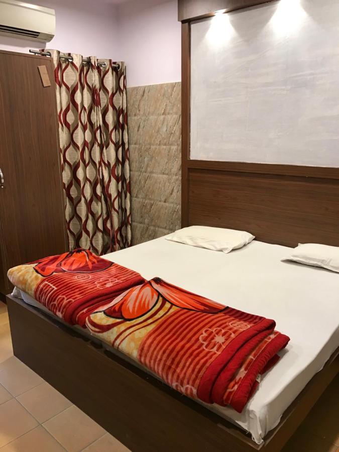 Hotel Natraj Bulandshahr Extérieur photo