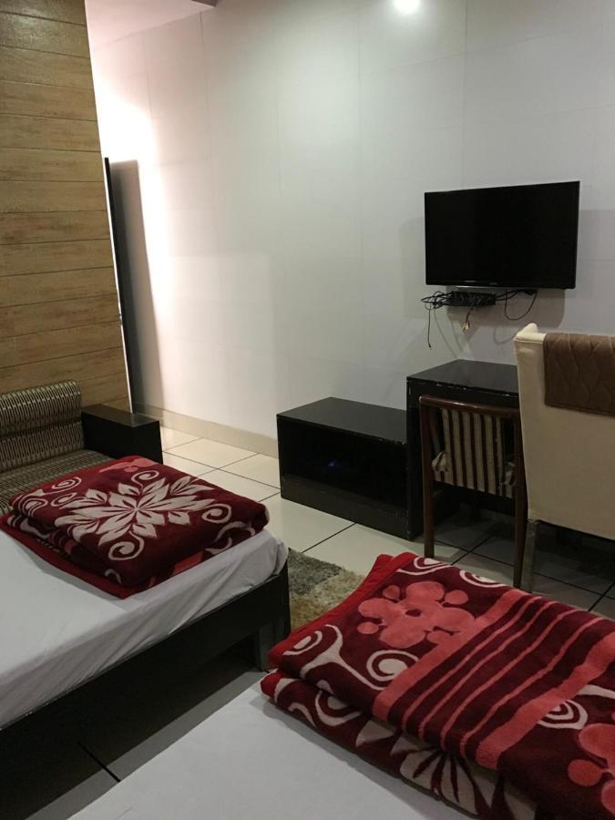 Hotel Natraj Bulandshahr Extérieur photo